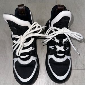 LOUIS VUITTON ARCHLIGHT SNEAKERS